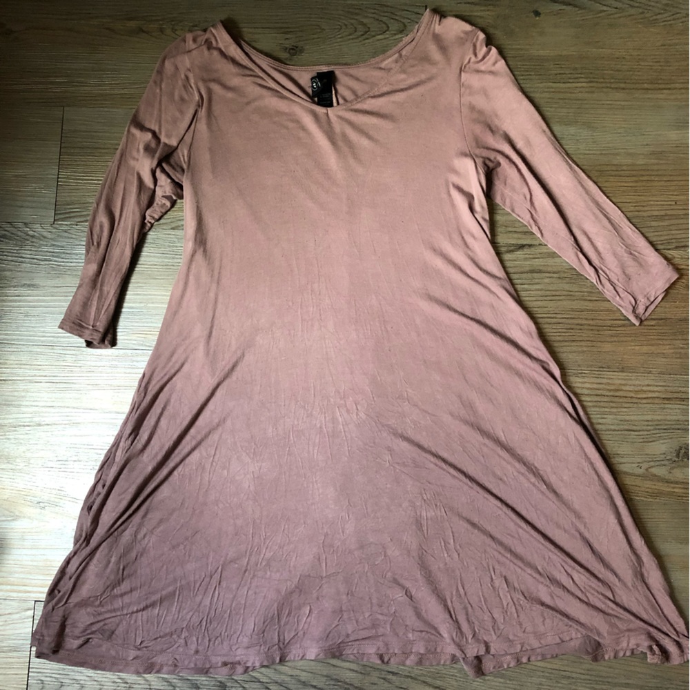 Pink dress with pockets